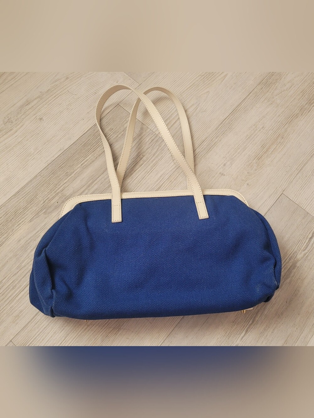 Stylish Savoy Summer Handbag - Picture 4 of 16